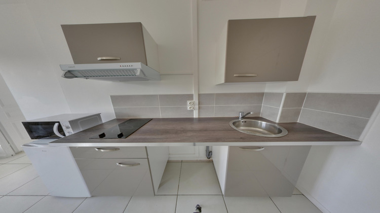 Ma-Cabane - Location Appartement Évreux, 35 m²