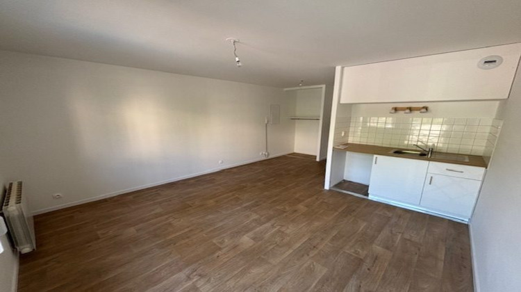 Ma-Cabane - Location Appartement Évreux, 21 m²