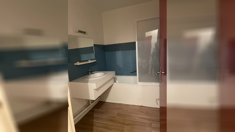 Ma-Cabane - Location Appartement Abbeville, 58 m²