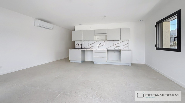 Ma-Cabane - Location Appartement Afa, 42 m²