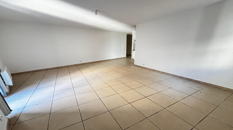 Ma-Cabane - Location Appartement AGDE, 60 m²