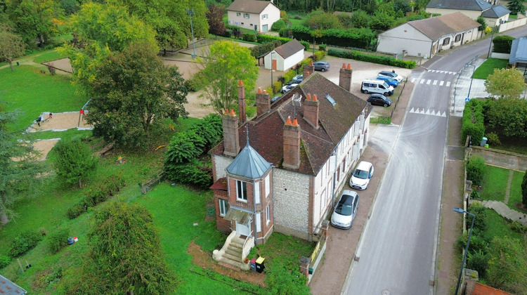 Ma-Cabane - Location Appartement AILLANT-SUR-THOLON, 49 m²