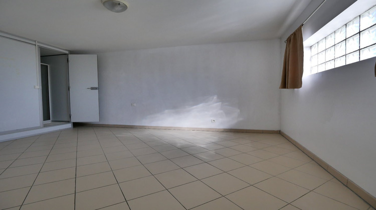 Ma-Cabane - Location Appartement AIMARGUES, 43 m²