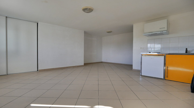 Ma-Cabane - Location Appartement AIMARGUES, 43 m²