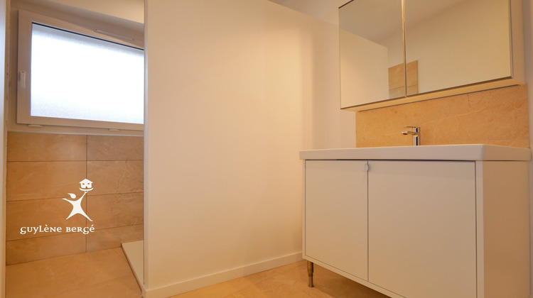 Ma-Cabane - Location Appartement AIMARGUES, 69 m²