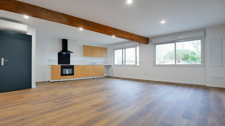 Ma-Cabane - Location Appartement AIMARGUES, 69 m²