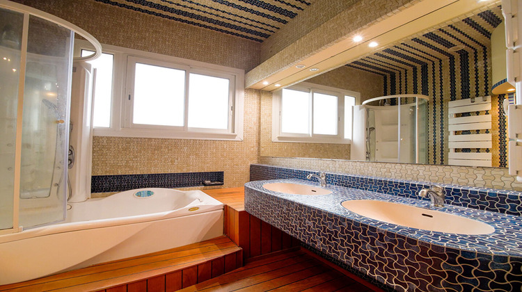 Ma-Cabane - Location Appartement AIRE-SUR-L'ADOUR, 164 m²