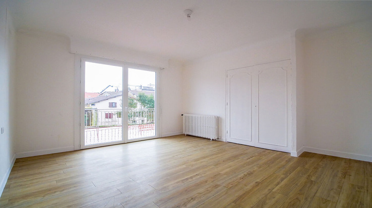 Ma-Cabane - Location Appartement AIRE-SUR-L'ADOUR, 99 m²