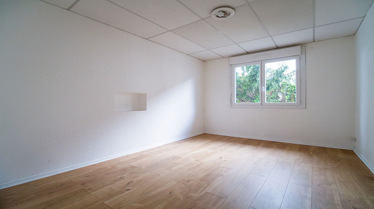 Ma-Cabane - Location Appartement AIRE-SUR-L'ADOUR, 77 m²