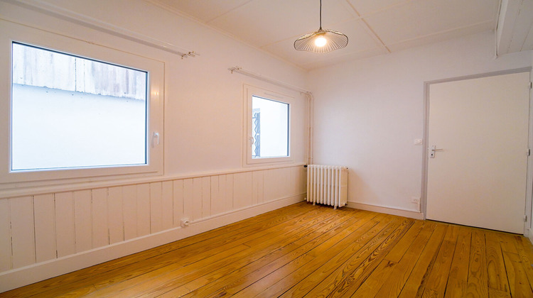 Ma-Cabane - Location Appartement AIRE-SUR-L'ADOUR, 72 m²