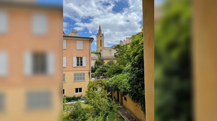 Ma-Cabane - Location Appartement Aix-en-Provence, 204 m²