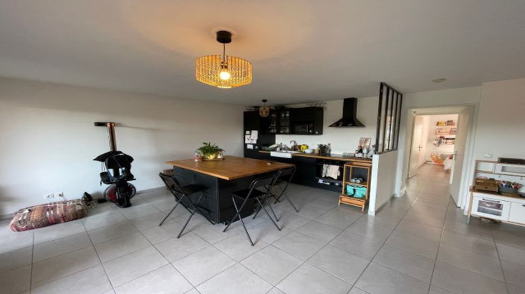 Ma-Cabane - Location Appartement Aix-en-Provence, 69 m²