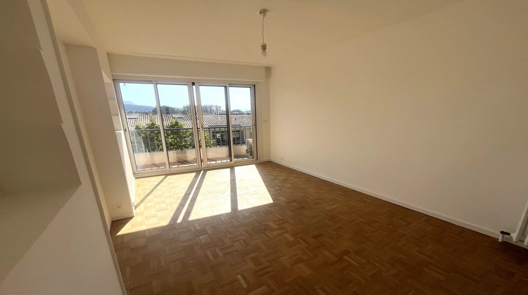 Ma-Cabane - Location Appartement Aix-en-Provence, 80 m²