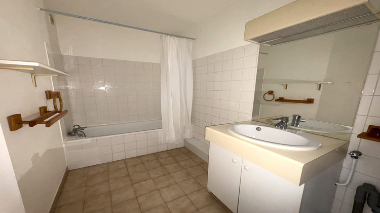 Ma-Cabane - Location Appartement Aix-en-Provence, 48 m²