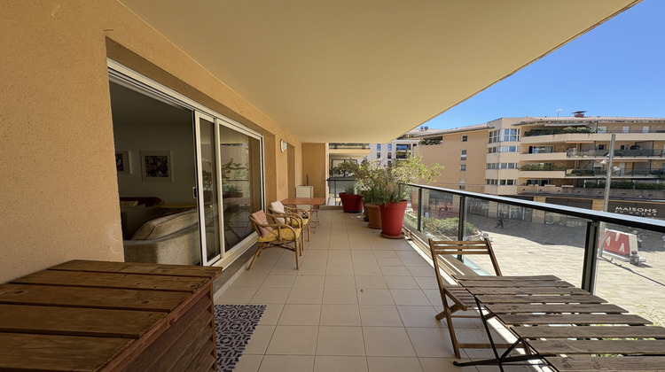 Ma-Cabane - Location Appartement Aix-en-Provence, 100 m²