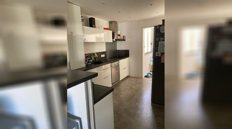 Ma-Cabane - Location Appartement AJACCIO, 100 m²