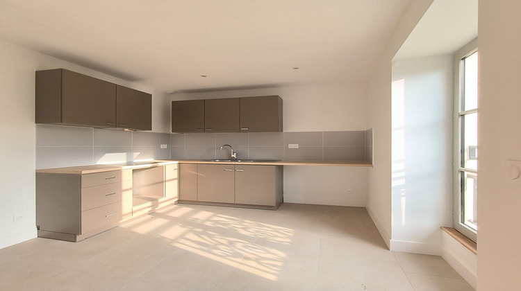 Ma-Cabane - Location Appartement ALBIGNY-SUR-SAONE, 68 m²