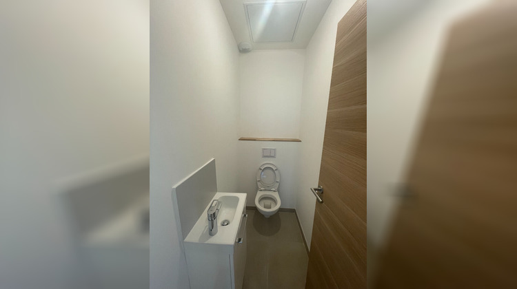 Ma-Cabane - Location Appartement ALBIGNY-SUR-SAONE, 118 m²