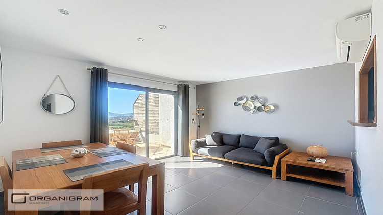 Ma-Cabane - Location Appartement Albitreccia, 49 m²