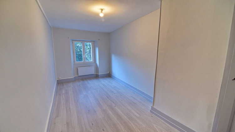 Ma-Cabane - Location Appartement ALLEVARD, 62 m²