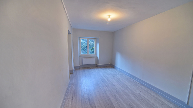 Ma-Cabane - Location Appartement ALLEVARD, 62 m²