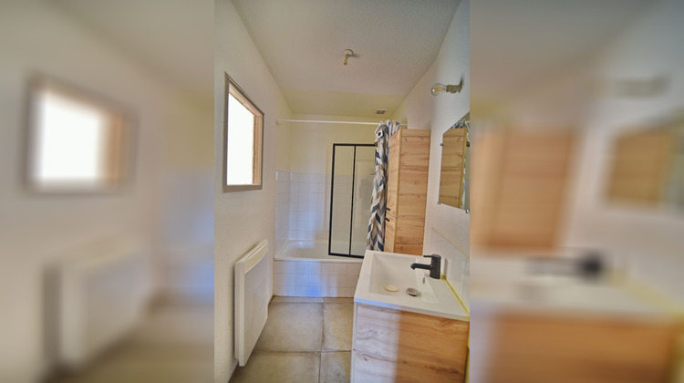 Ma-Cabane - Location Appartement ALLEVARD, 56 m²