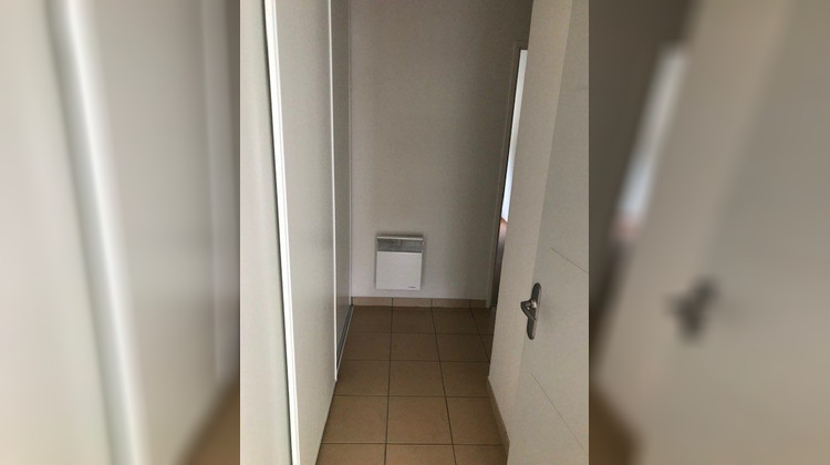 Ma-Cabane - Location Appartement Ambarès-et-Lagrave, 66 m²