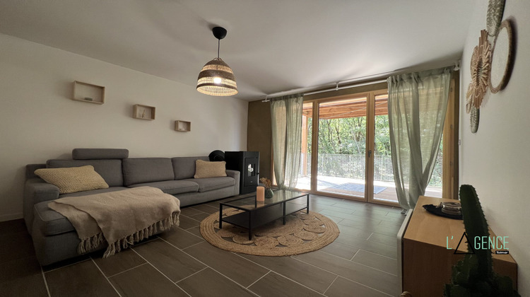 Ma-Cabane - Location Appartement Ambarès-et-Lagrave, 45 m²