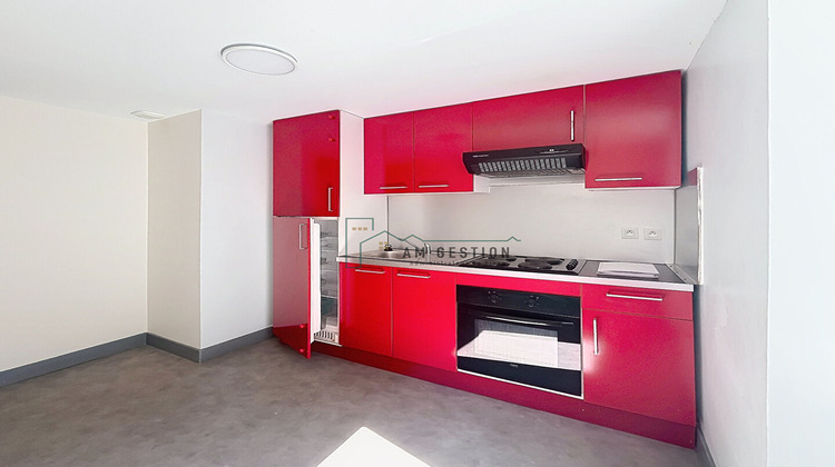 Ma-Cabane - Location Appartement AMBAZAC, 48 m²