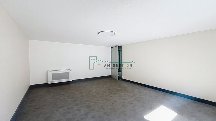 Ma-Cabane - Location Appartement AMBAZAC, 48 m²
