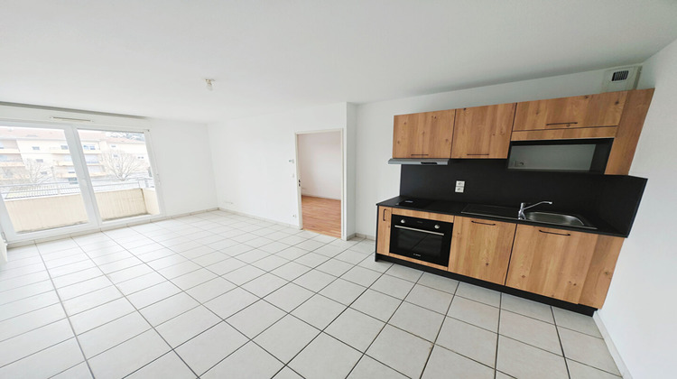 Ma-Cabane - Location Appartement AMBERIEU-EN-BUGEY, 32 m²