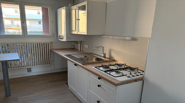 Ma-Cabane - Location Appartement AMBERIEU-EN-BUGEY, 62 m²
