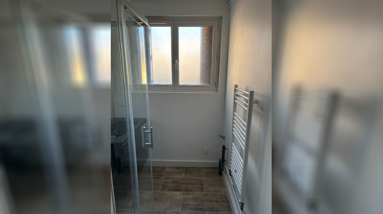 Ma-Cabane - Location Appartement AMBERIEU-EN-BUGEY, 62 m²