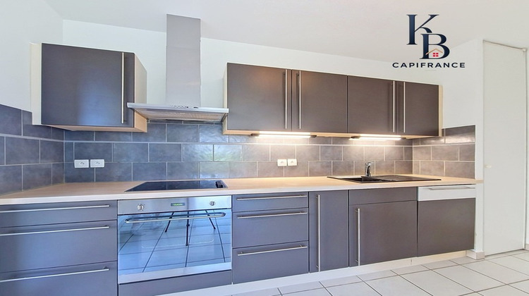 Ma-Cabane - Location Appartement AMBILLY, 70 m²