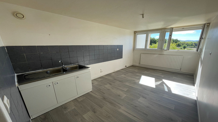 Ma-Cabane - Location Appartement AMBRONAY, 88 m²