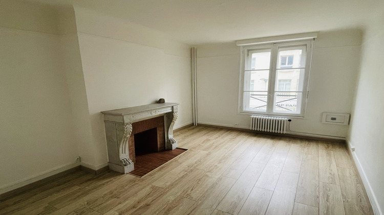 Ma-Cabane - Location Appartement Amiens, 140 m²