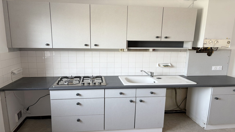 Ma-Cabane - Location Appartement Andrézieux-Bouthéon, 67 m²