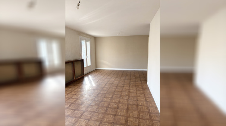 Ma-Cabane - Location Appartement Andrézieux-Bouthéon, 67 m²