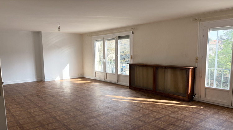 Ma-Cabane - Location Appartement Andrézieux-Bouthéon, 67 m²