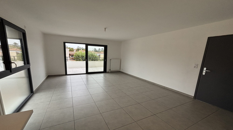 Ma-Cabane - Location Appartement ANDREZIEUX-BOUTHEON, 48 m²
