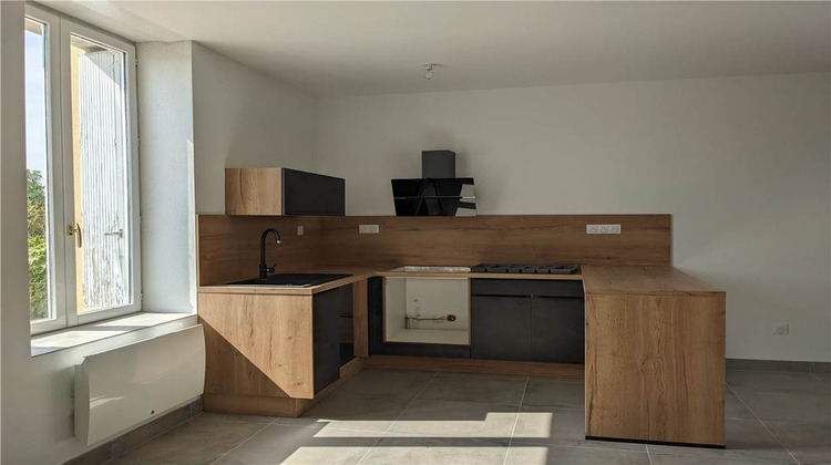 Ma-Cabane - Location Appartement ANDREZIEUX-BOUTHEON, 60 m²