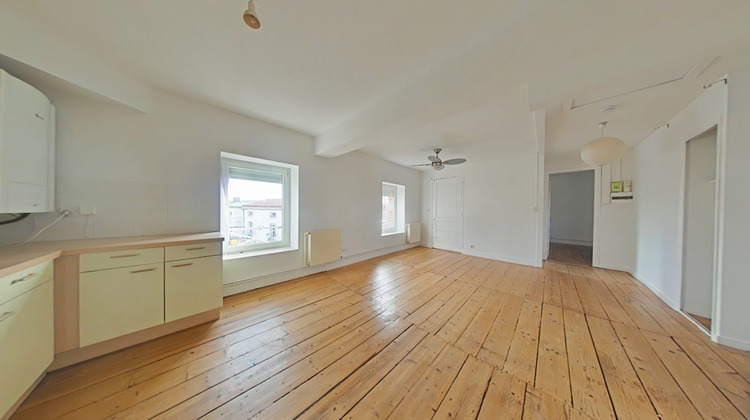 Ma-Cabane - Location Appartement Andrézieux-Bouthéon, 57 m²