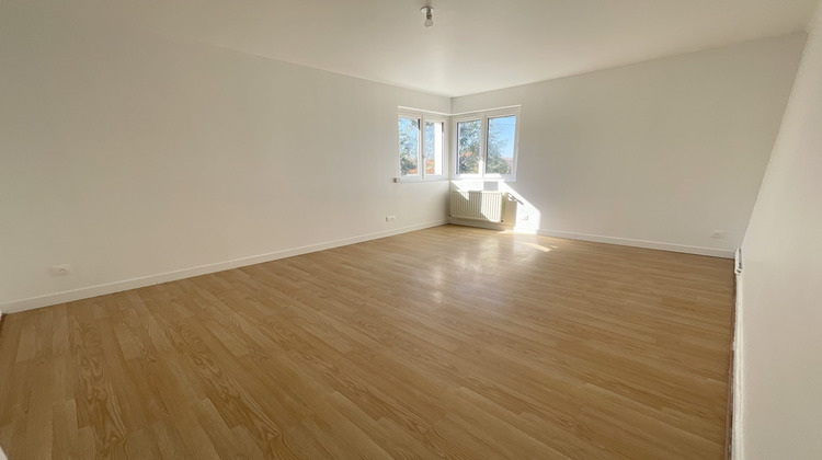 Ma-Cabane - Location Appartement Andrézieux-bouthéon, 68 m²