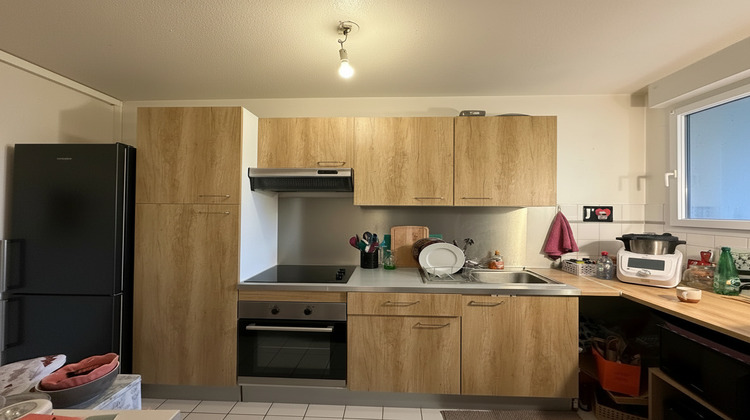 Ma-Cabane - Location Appartement ANGOULEME, 64 m²