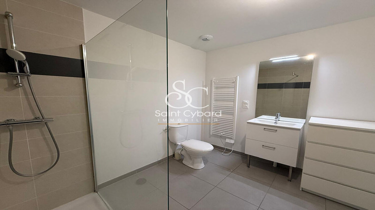 Ma-Cabane - Location Appartement ANGOULEME, 79 m²