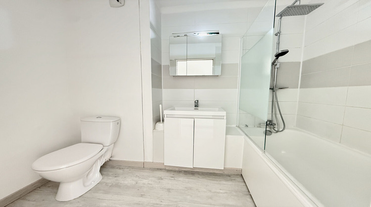 Ma-Cabane - Location Appartement ANGOULEME, 52 m²