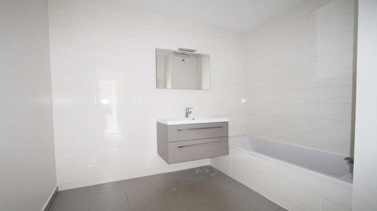 Ma-Cabane - Location Appartement ANNECY, 46 m²