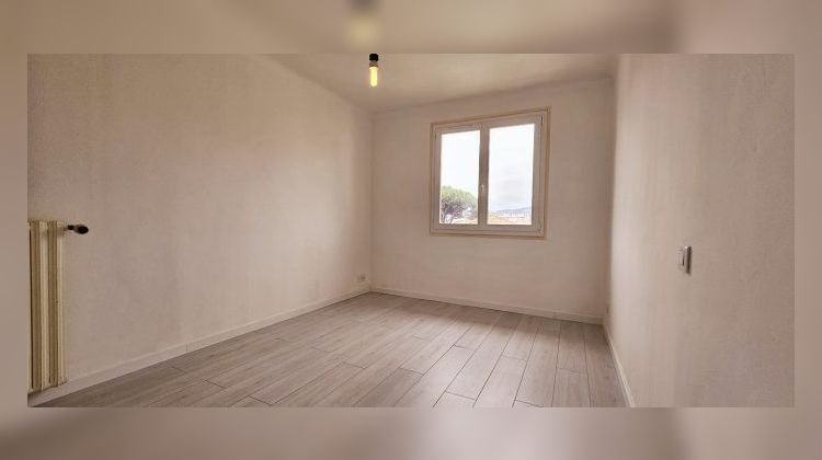 Ma-Cabane - Location Appartement Antibes, 62 m²