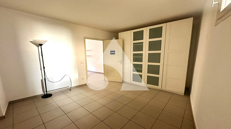 Ma-Cabane - Location Appartement APT, 42 m²