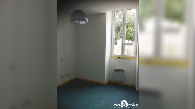 Ma-Cabane - Location Appartement Archiac, 58 m²